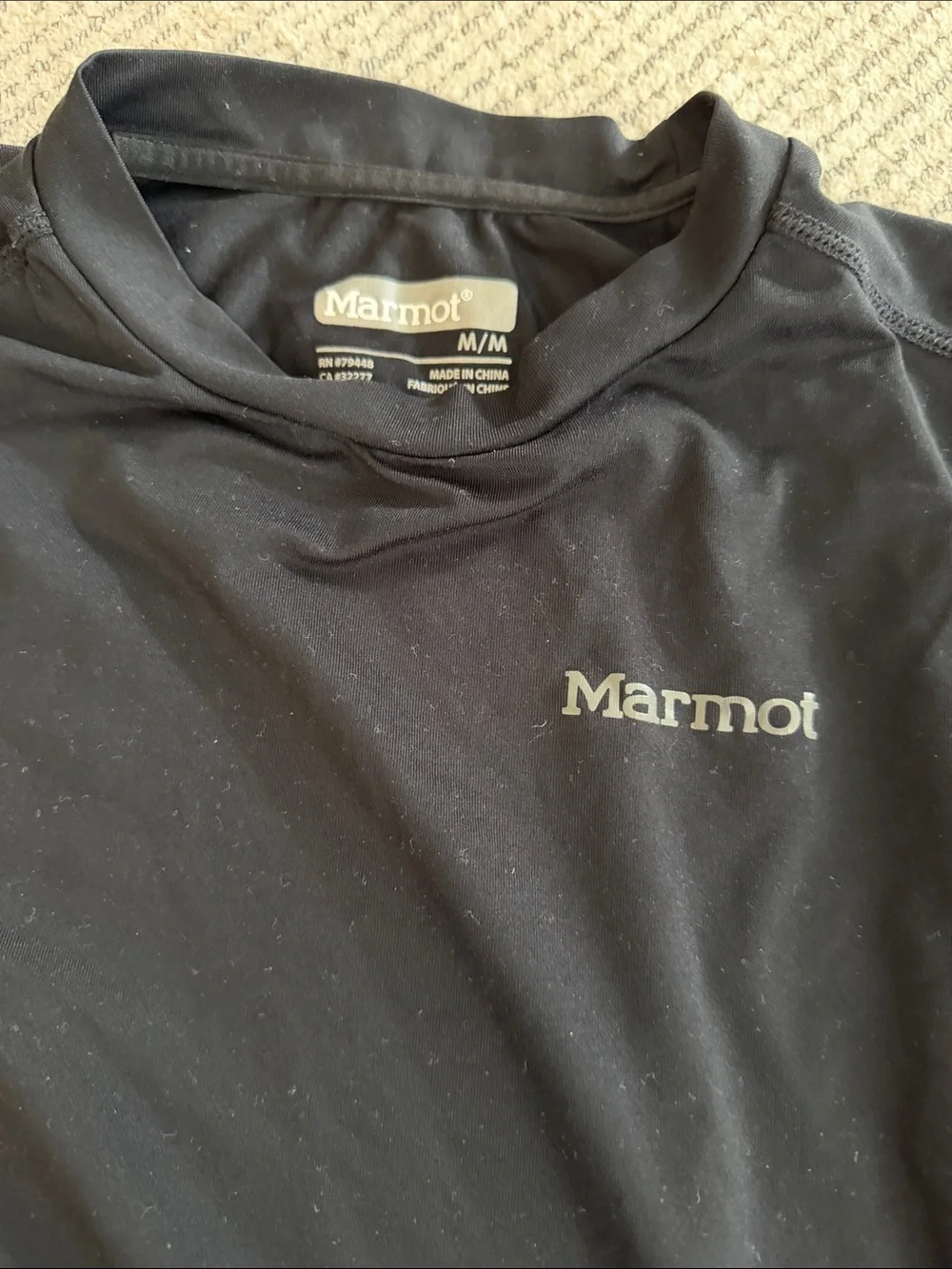 Marmot boys  Long-Sleeve base layer Black size medium